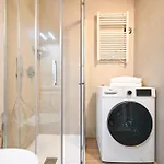 Me Too Exclusive - Interno 7 * Bari